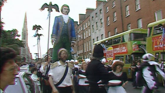 Gulliver Parades Through Dublin Gulliver Parades Through Dublin