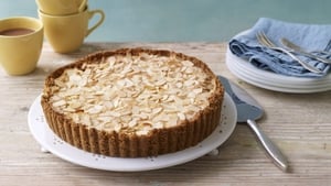 Apple and almond tart