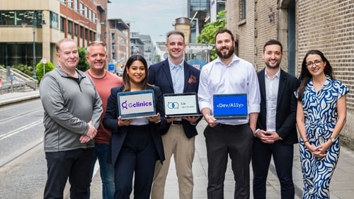 Richard Murphy (FCAT Europe), Aaron Smith (FCAT Europe), Auindrila Das (founder of gClinics), David Atkinson (founder of Lip), Cormac Chisholm (co-founder of Deva11y), Patrick Guiney (co-founder of Deva11y) and Elizabeth Fingleton